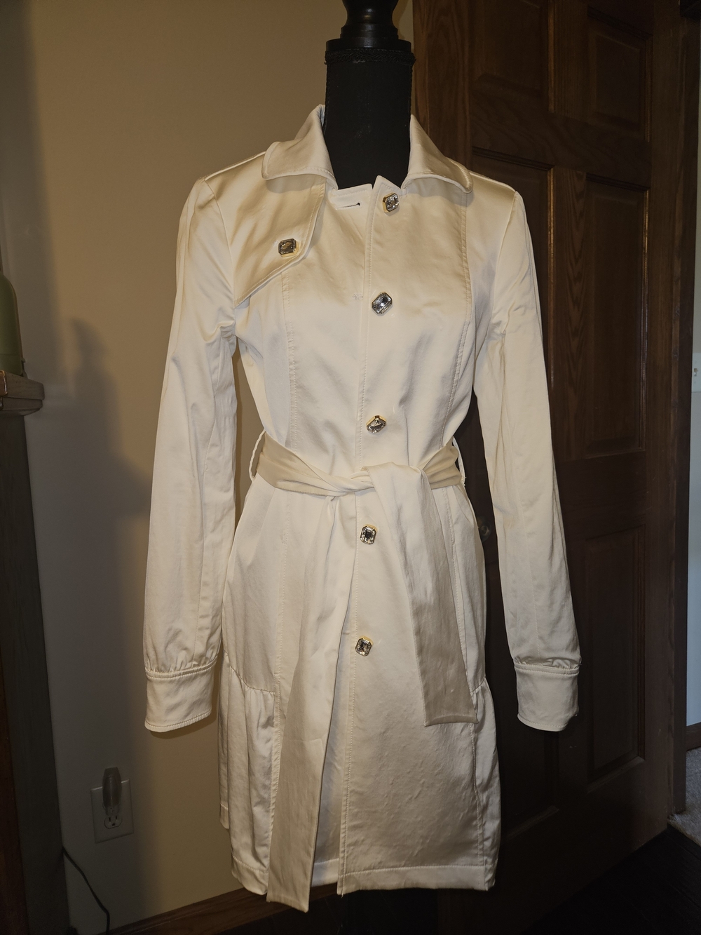 Authentic vintage Y2K-era Marciano by Guess trench coat.